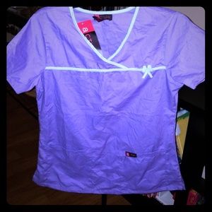 Scrub Top, Size Small
